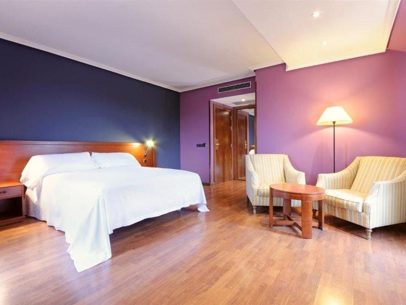 Hotel Segovia Sierra De Guadarrama à Los Ángeles de San Rafael Extérieur photo